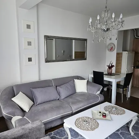 Apartment Comfort U Blizini Klinickog Centra *