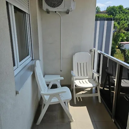 Appartement Comfort Pored Klinickog Centra *